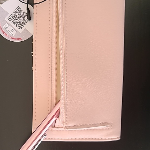 MUNDI BRAND WOMEN'S "BLUSH SLIM CLUTCH" WALLET WITH RFID PROTECTION - Picture 5 of 12